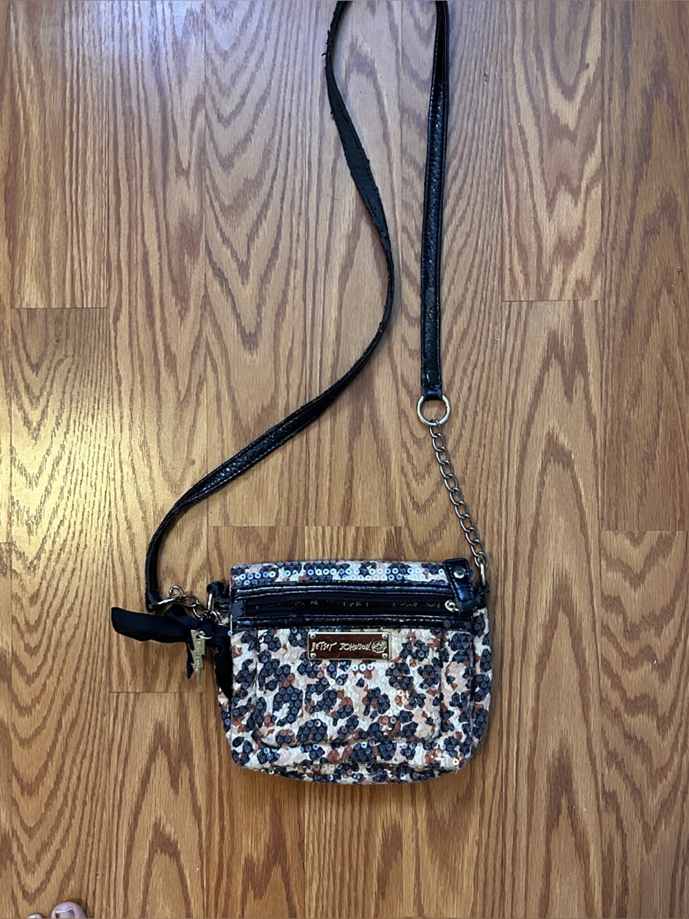 Betsy Johnson Leopard print Crossbody Clutch Purse